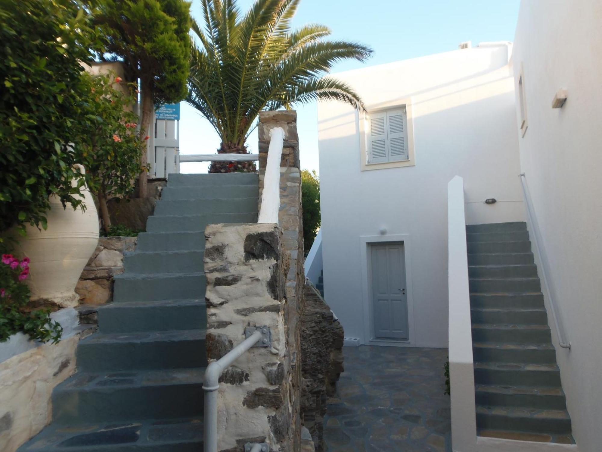 Hotel Manos Naoussa Exterior foto