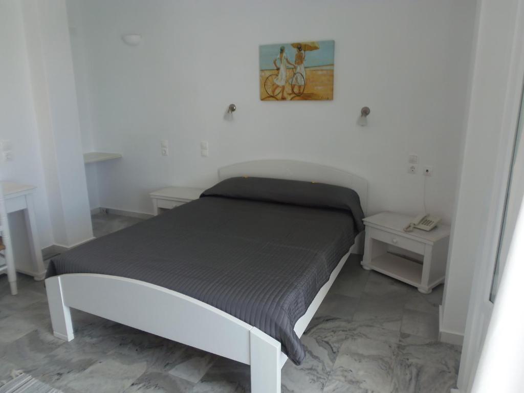 Hotel Manos Naoussa Zimmer foto